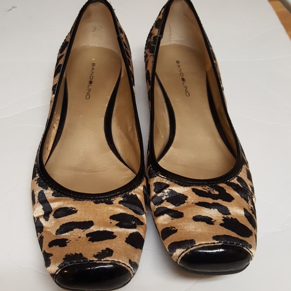 Bandolino flat shoes